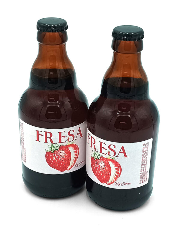 1777484624709 - El Gourmext de Casa Chino Two dark glass bottles of strawberry-flavored beverage with white labels showing a strawberry and the word 'FRESA'.