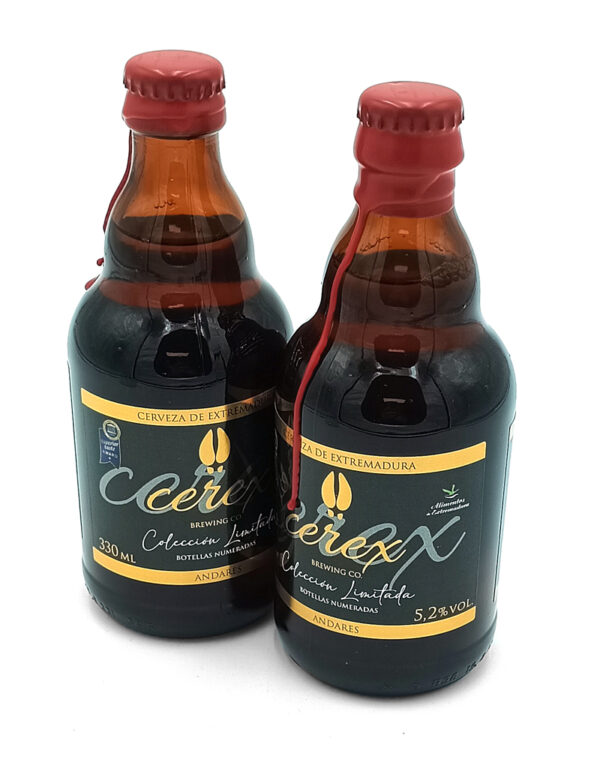 1777484624768 - El Gourmext de Casa Chino Two brown glass beer bottles with red caps side by side, labeled Cerex beer (330 ml) from Extremadura, 5.2% ABV on a white background.