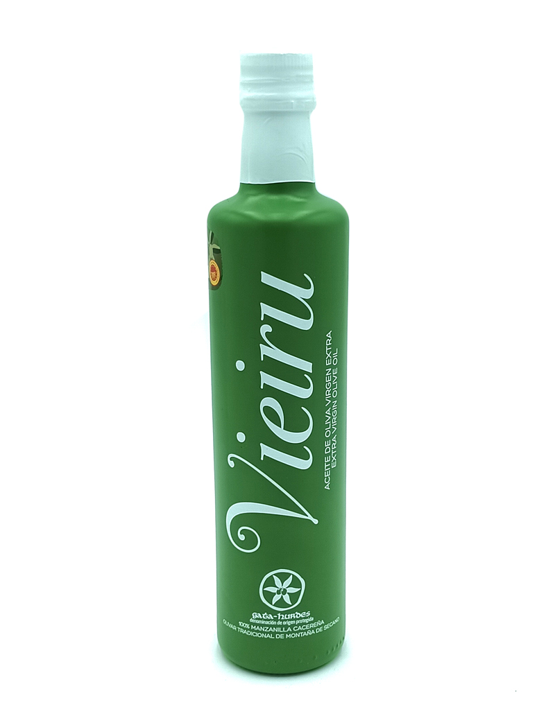 1776794963057 - El Gourmext de Casa Chino Tall green bottle of extra-virgin olive oil with a white cap and white script label.