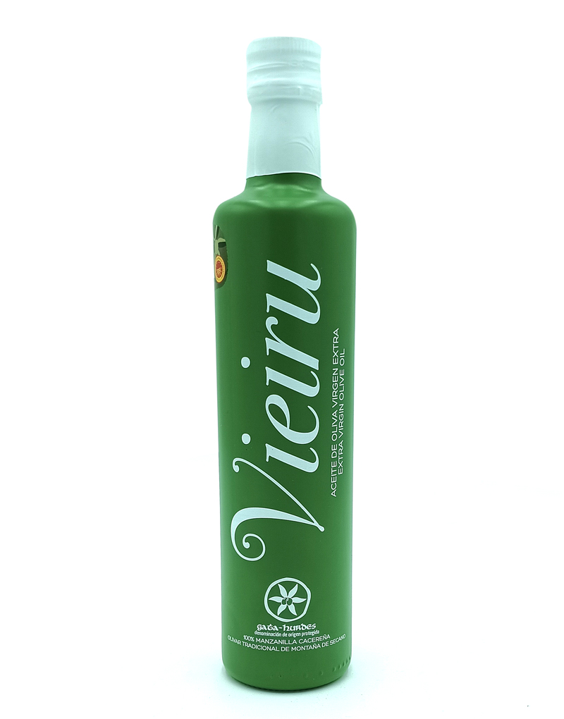 1776794963088 - El Gourmext de Casa Chino Tall green bottle of extra-virgin olive oil with a white cap, labeled in white cursive and Spanish text on a white background.