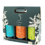 1776794963110 - El Gourmext de Casa Chino Set of three 500ml bottles of 5 elementos extra virgin olive oil in a dark decorative box with a carrying handle.