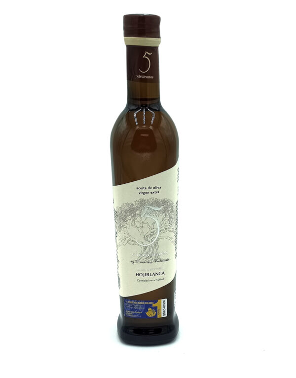 Bottle of extra-virgin olive oil with a beige label and dark brown glass, 500 ml, Hojiblanca brand