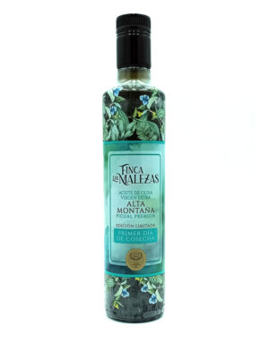 1776794963243 - El Gourmext de Casa Chino Bottle of Finca Las Malézas extra virgin olive oil with teal label and botanical design; reads 'Primer Día de Cosecha' and 'Alta Montaña' on the label.