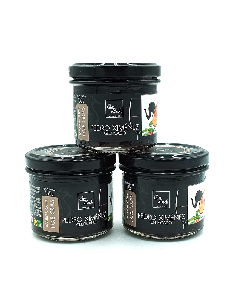 1778794819159 - El Gourmext de Casa Chino Three black-lidded jars labeled Pedro Ximénez Gelificado, foie gras flavor, stacked in a triangular arrangement against a white background.