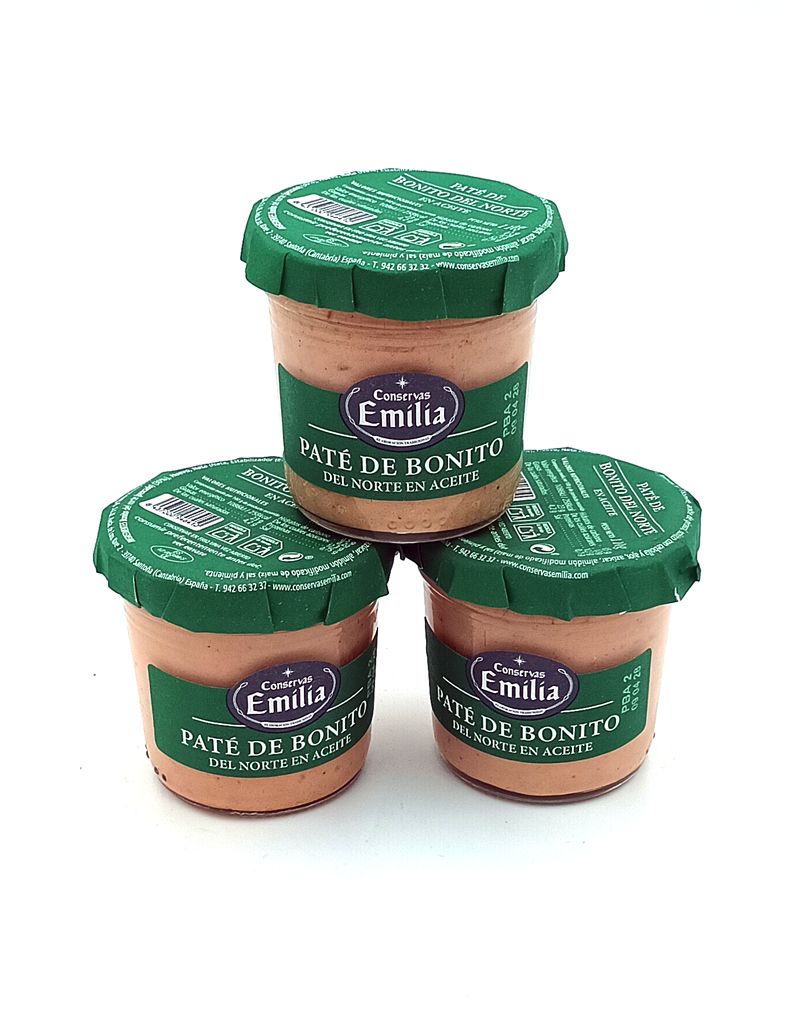 1778794819759 - El Gourmext de Casa Chino Three jars of Pâté de Bonito Conservas Emilia stacked on a white background, green lids and labels visible